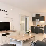 Apartman Appartementhaus Sonnenschein - 250m Zum Im Zentrum Von Binz