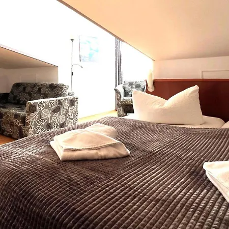 Appartementhaus Sonnenschein - 250m Zum Im Zentrum Von بينز