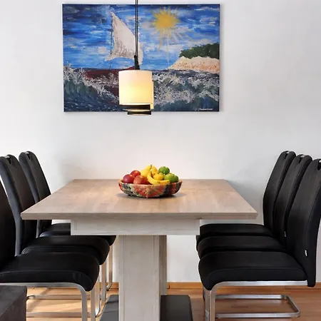 Appartementhaus Sonnenschein - 250m Zum Im Zentrum Von Binz