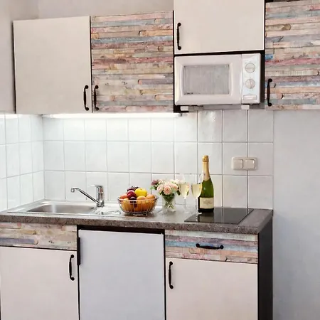 Appartementhaus Sonnenschein - 250m Zum Im Zentrum Von Binz