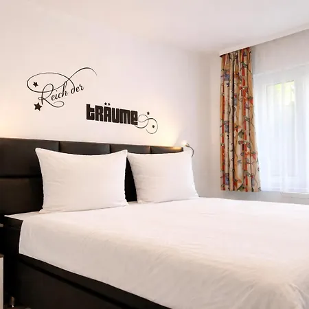 Apartamento Appartementhaus Sonnenschein - 250m Zum Im Zentrum Von Binz