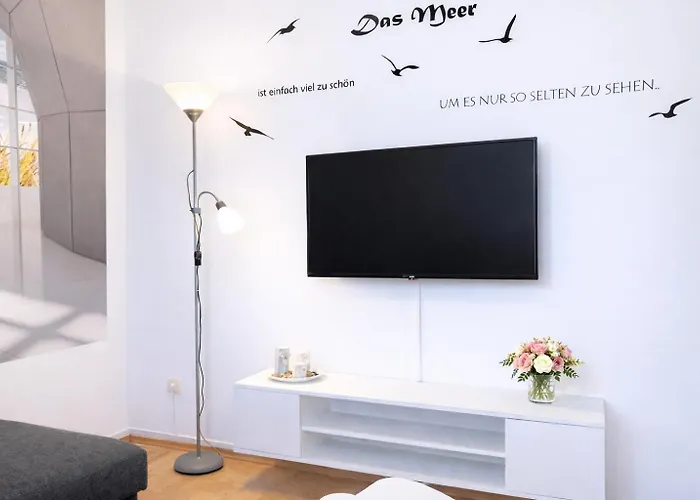 Appartementhaus Sonnenschein - 250m Zum Im Zentrum Von Binz